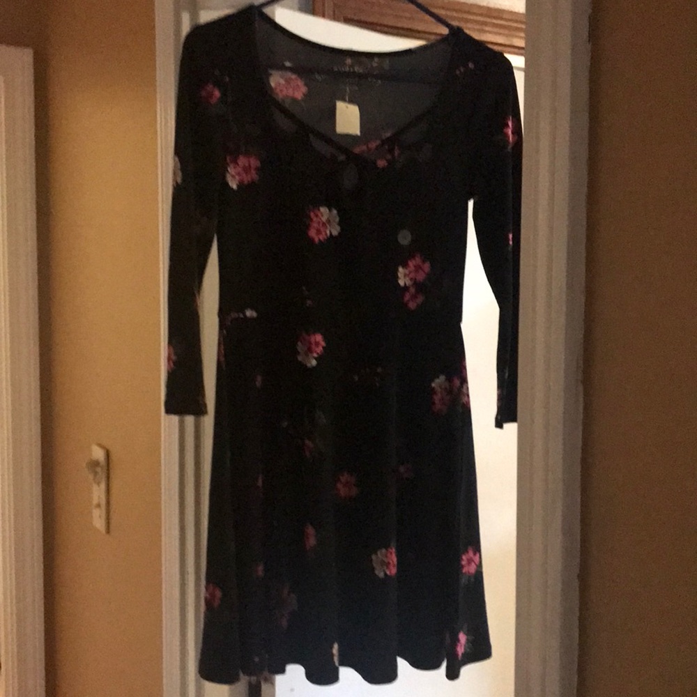 Black long sleeve floral dress